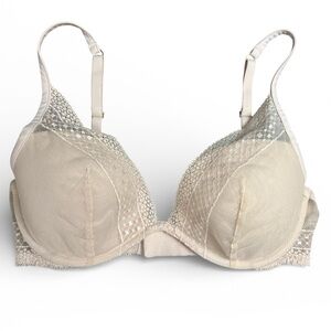 Victoria’s Secret Cream Lace Push-Up Bra 34C